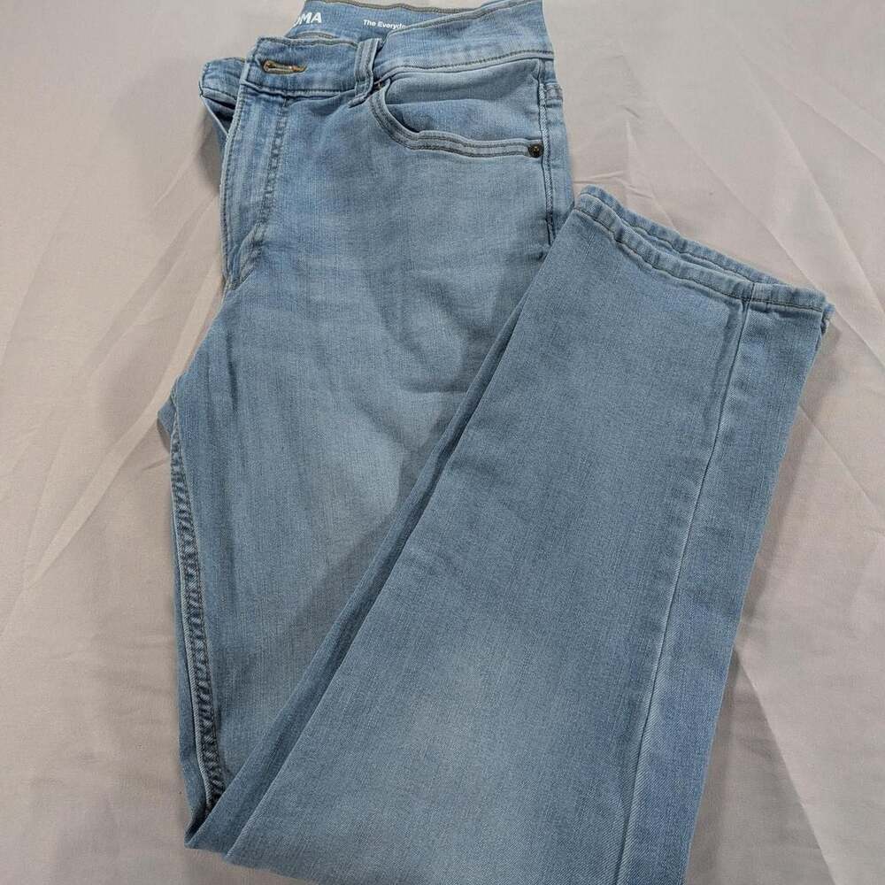 Sonoma Goods For Life The Everyday Jean Relaxed Light Wash Size 30
